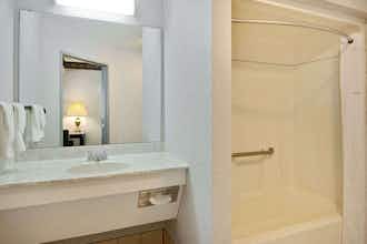Hotel Days Inn Lisbon photo 2