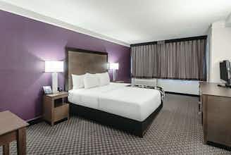 Hotel La Quinta Inn & Suites by Wyndham Lubbock West Medical Centr photo 3