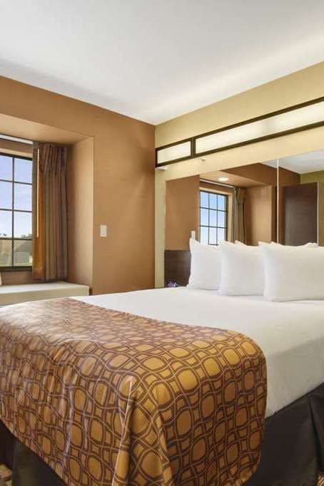 Hotel Microtel Inn & Suites by Wyndham Buda Austin South photo 1