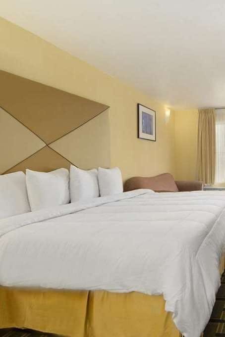 Hotel Days Inn by Wyndham Brunswick/St. Simons Area photo 1