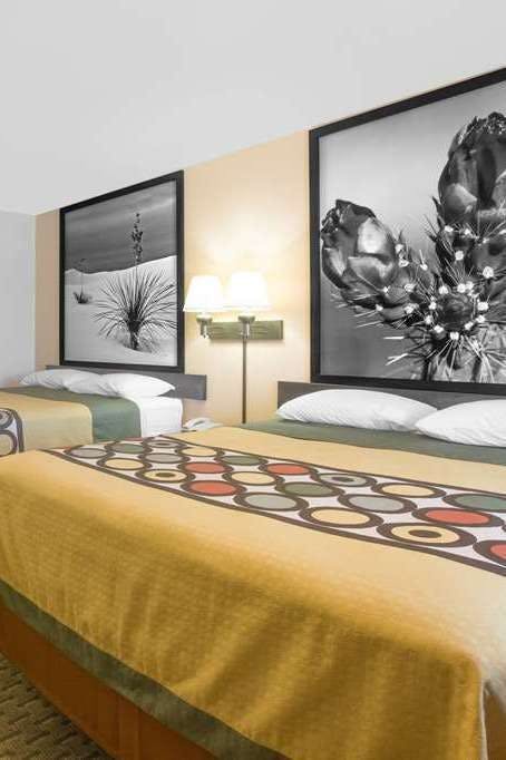 Hotel Super 8 by Wyndham Idabel photo 2