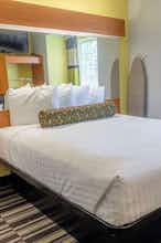 Hotel Microtel Kingsland Naval Base photo 4