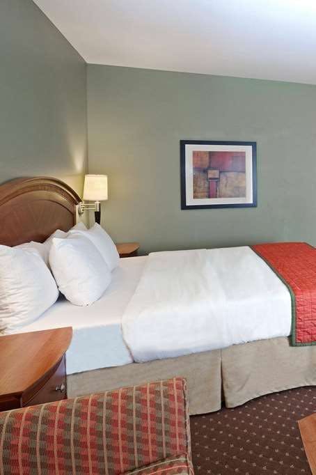 Hotel La Quinta Inn Ste Olathe photo 1