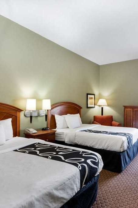 Hotel La Quinta Inn Ste Olathe photo 2