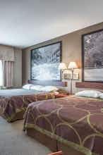 Hotel Super 8 by Wyndham Abbotsford BC photo 2