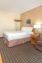 Hotel Howard Johnson by Wyndham Tillsonburg photo 1