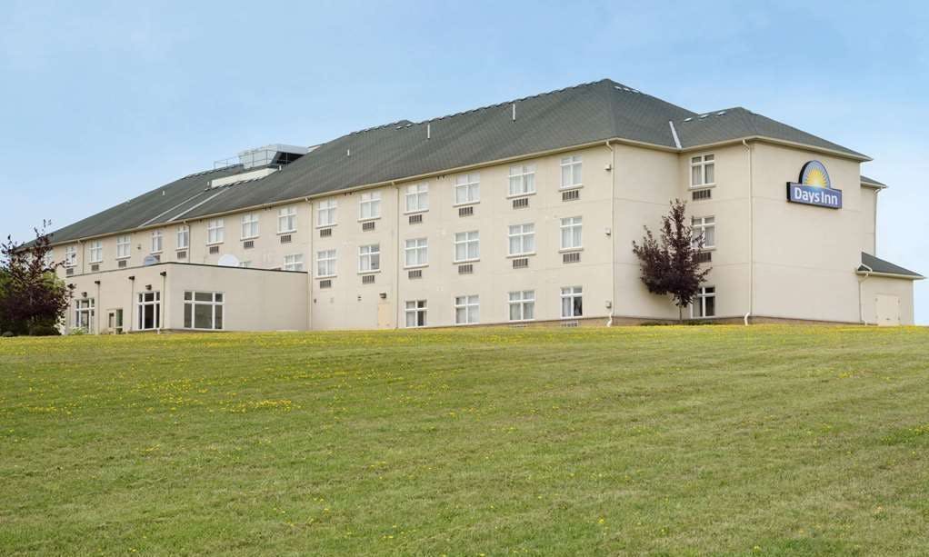 Days Inn by Wyndham Orillia