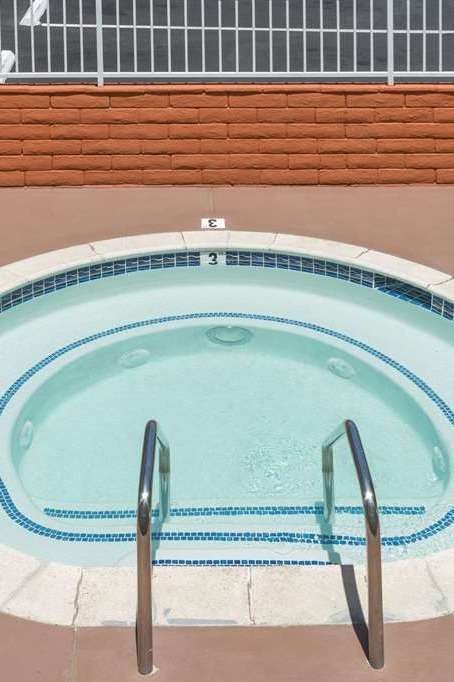 Hotel Super 8 by Wyndham Azusa photo 3