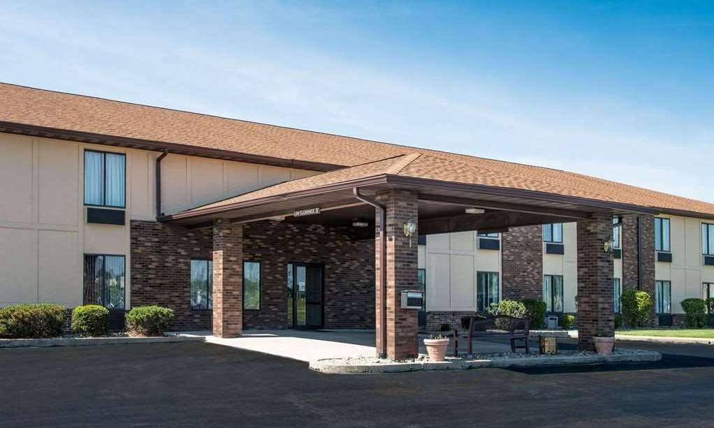 Days Inn by Wyndham Pontoon Beach