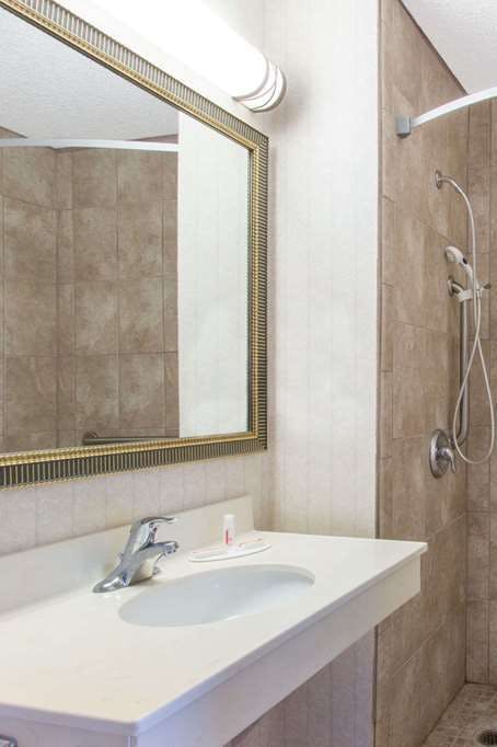 Hotel Days Inn by Wyndham Princeton photo 5