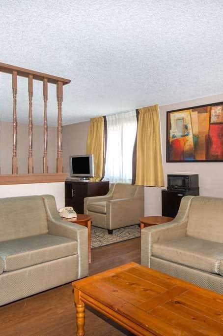 Hotel Super 8 by Wyndham Nampa photo 5