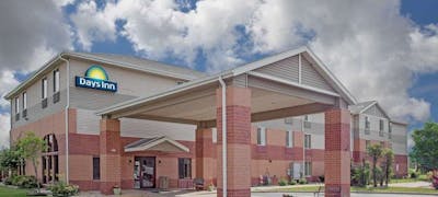 Days Inn Madison NE/Windsor