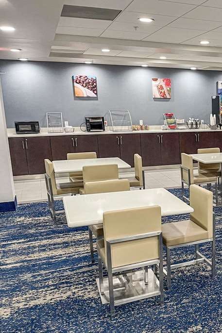 Hotel Wingate by Wyndham Panama City Area Lynn Haven photo 5