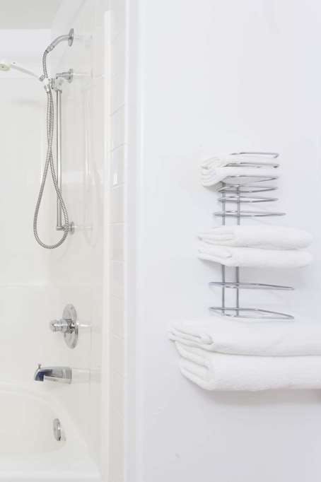 Hotel Super 8 by Wyndham Hinton photo 5