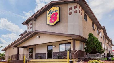 Super 8 by Wyndham Dunbar/Charleston Area