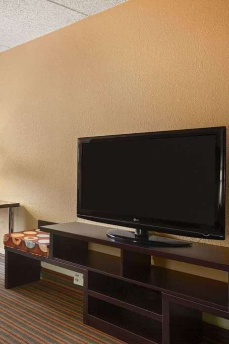 Hotel Super 8 by Wyndham Mount Laurel photo 3