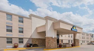 Days Inn by Wyndham Gillette