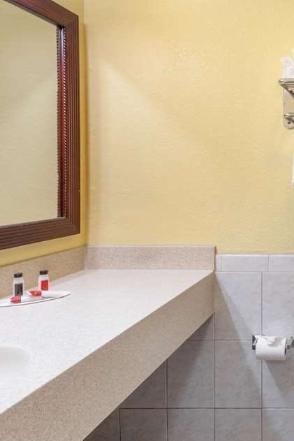 Hotel Days Inn by Wyndham Nanuet / Spring Valley photo 5