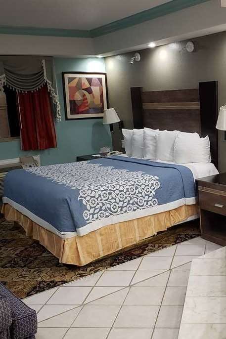 Hotel Days Inn by Wyndham Nanuet / Spring Valley photo 1