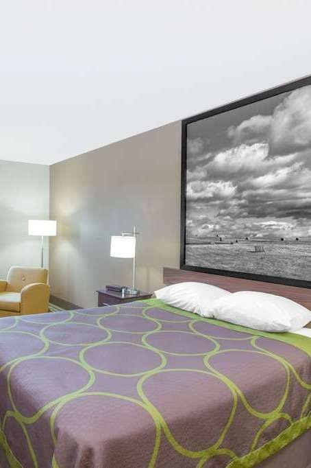 Hotel Super 8 by Wyndham Hastings photo 1