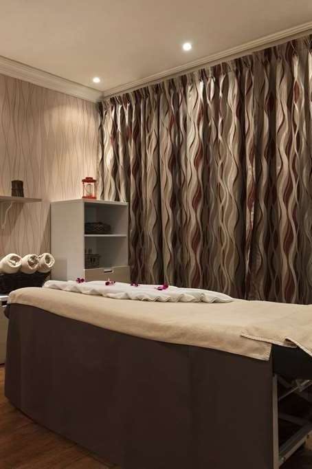 Hotel Ramada Hotel & Suites by Wyndham Ajman photo 5