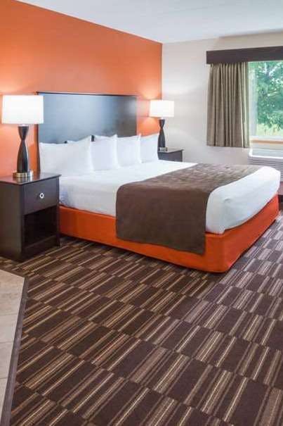 Hotel AmericInn by Wyndham Sartell photo 1