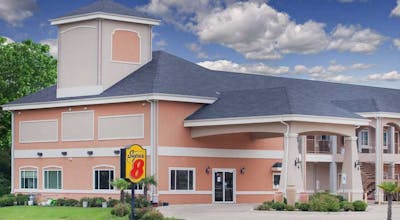 Super 8 by Wyndham Carthage TX
