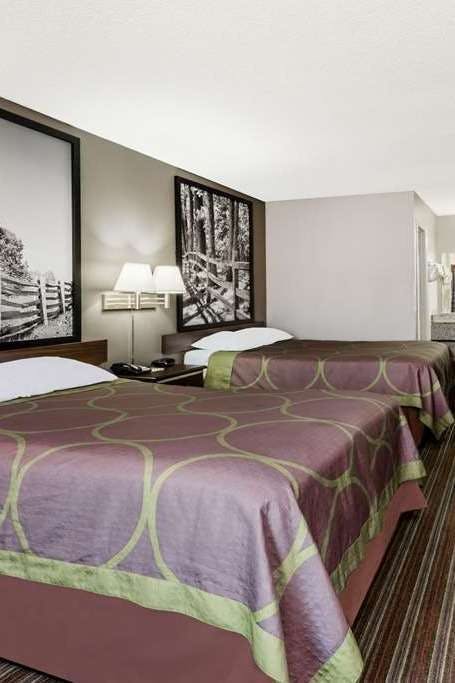 Hotel Super 8 by Wyndham Chattanooga Ooltewah photo 2