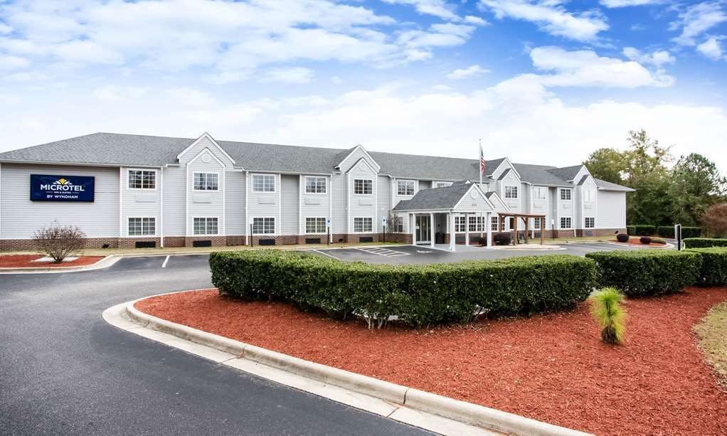 Microtel Inn & Suites by Wyndham Southern Pines / Pinehurst