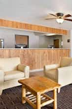 Hotel Super 8 by Wyndham Custer/Crazy Horse Area photo 4