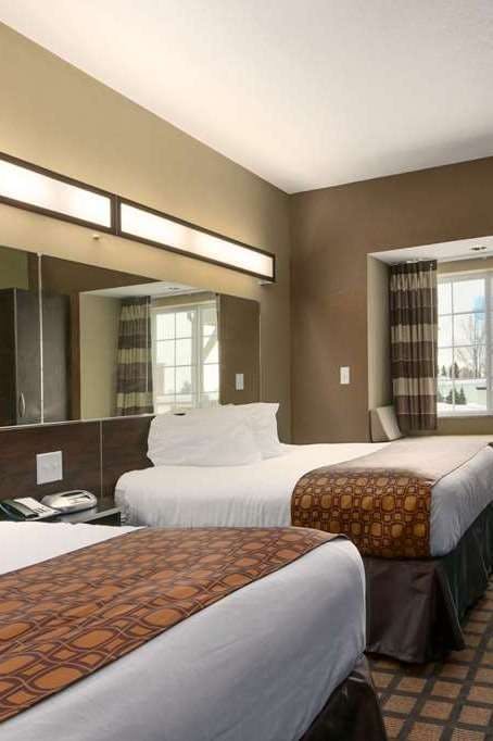 Hotel Microtel Inn & Suites by Wyndham Minot photo 1