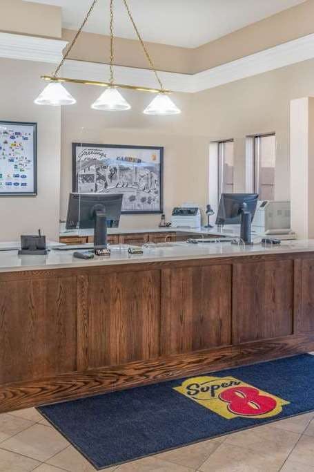 Hotel Super 8 by Wyndham Casper West by the River photo 5