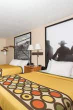 Hotel Super 8 by Wyndham Casper West by the River photo 2