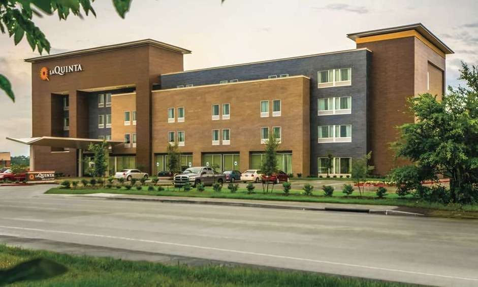 La Quinta Inn & Suites by Wyndham College Station South