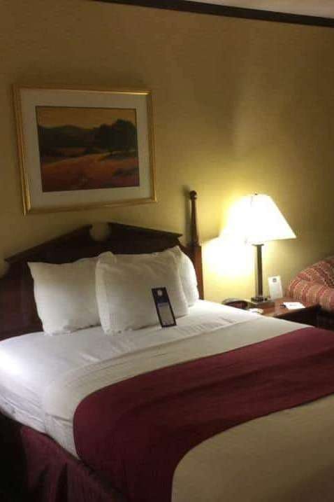 Hotel Baymont by Wyndham Effingham photo 2