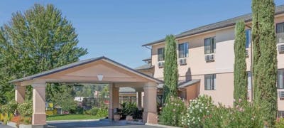 Super 8 Grants Pass OR