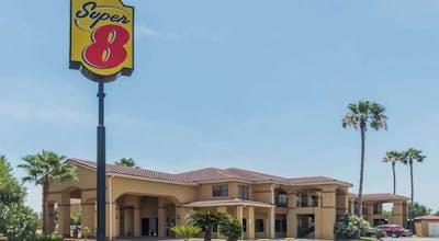 Super 8 by Wyndham Weslaco