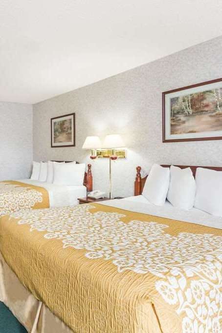 Hotel DI Battlefield Rd/Hwy 65 photo 2