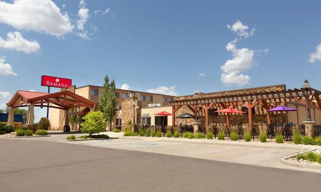 Ramada by Wyndham Fargo