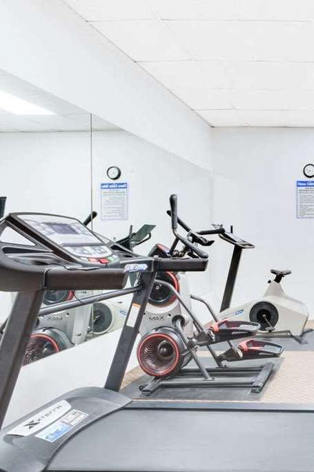 Hotel Days Inn & Suites by Wyndham Laredo photo 3