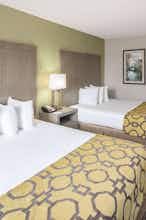 Hotel Baymount Inn Suites Cleveland photo 2