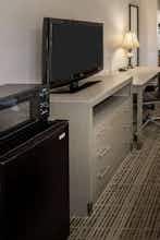 Hotel Baymount Inn Suites Cleveland photo 3