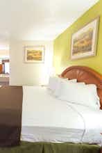Hotel Baymont I S Louisville East photo 2
