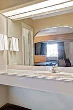 Hotel DI Houston North Spring photo 4