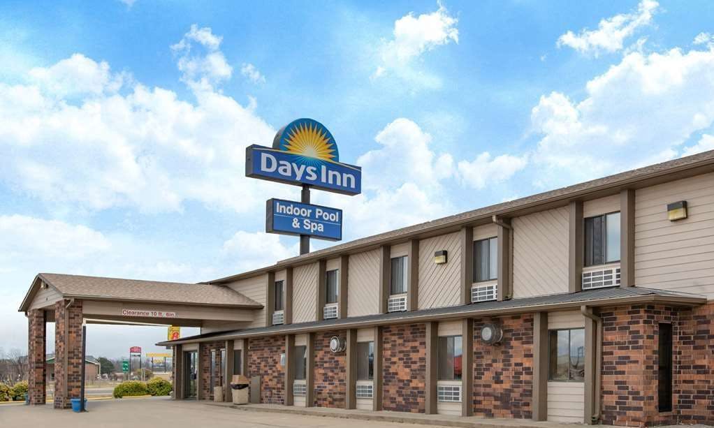 Days Inn by Wyndham Salina I-70