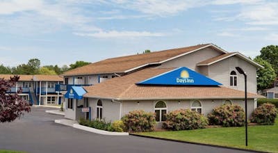 Days Inn by Wyndham Middletown/Newport Area