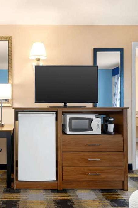 Hotel Days Inn by Wyndham Middletown/Newport Area photo 3