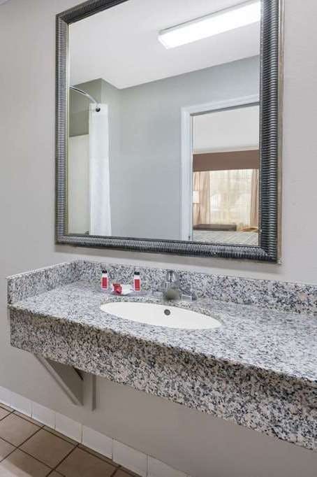 Hotel Days Inn Barnwell photo 5