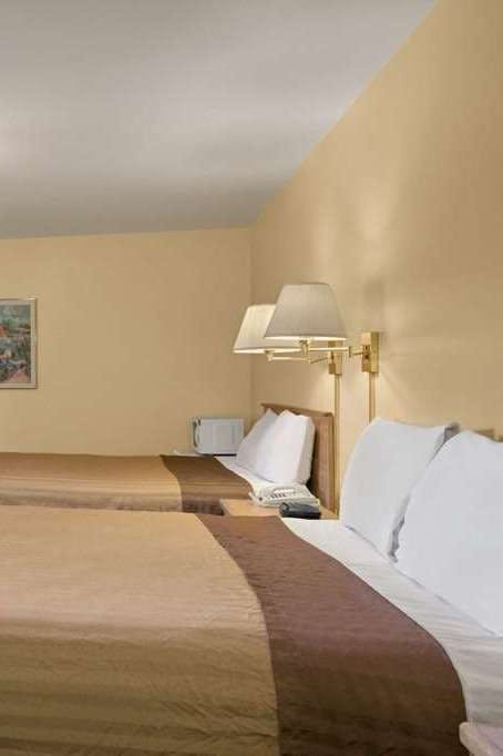 Hotel Travelodge by Wyndham Wenatchee photo 2