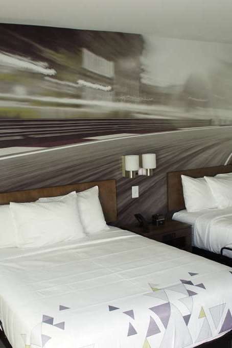 Hotel La Quinta Inn & Suites by Wyndham Braselton photo 2